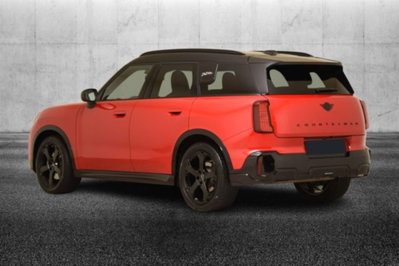 MINI Mini Countryman E JCW (4)