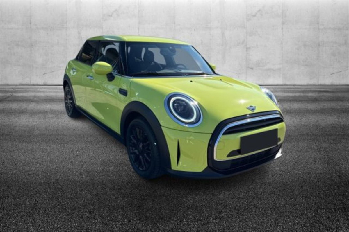 MINI Mini 1.5 Cooper Classic 5 porte (2)