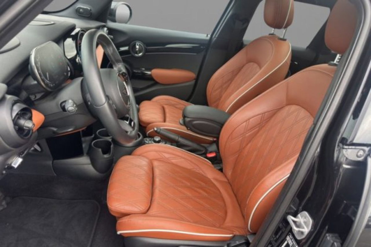 MINI Mini 1.5 Cooper JCW 5 porte (7)