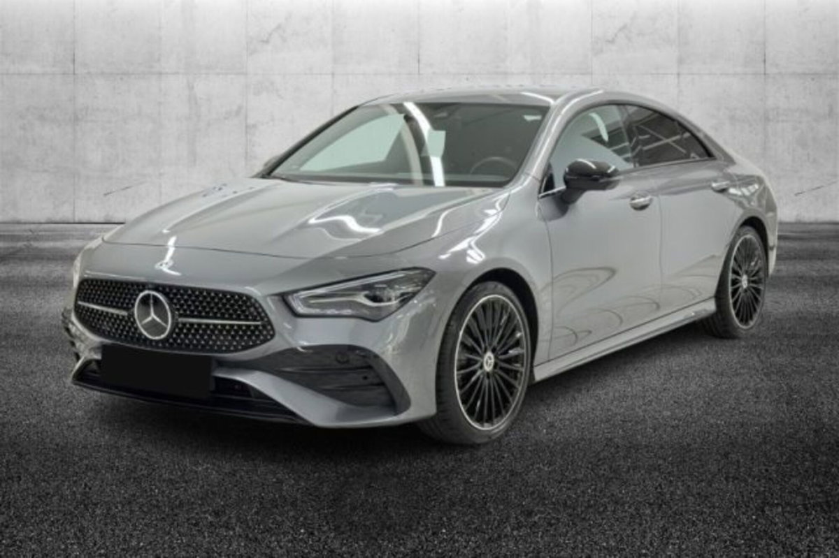 Mercedes-Benz CLA 200 Automatic Premium