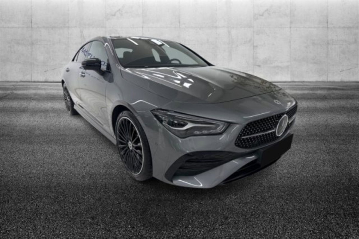 Mercedes-Benz CLA 200 Automatic Premium (2)