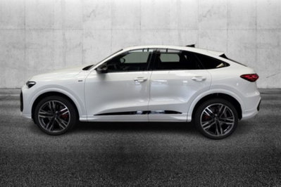 Audi Q5 Sportback 2.0 tdi mhev+ S line quattro 204cv s-tronic (2)