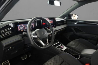 Volkswagen Tiguan 1.5 etsi R-Line 150cv dsg (6)