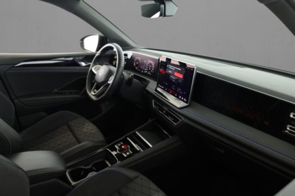 Volkswagen Tiguan 1.5 etsi R-Line 150cv dsg (7)
