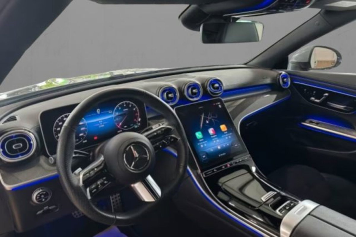 Mercedes-Benz CLE Cabrio 200 AMG Line Advanced Plus auto (5)
