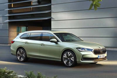 Skoda Superb Station Wagon 1.5 TSI ACT DSG Wagon SportLine (3)