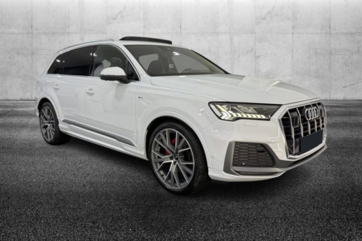 Audi Q7 50 TDI quattro tiptronic (2)