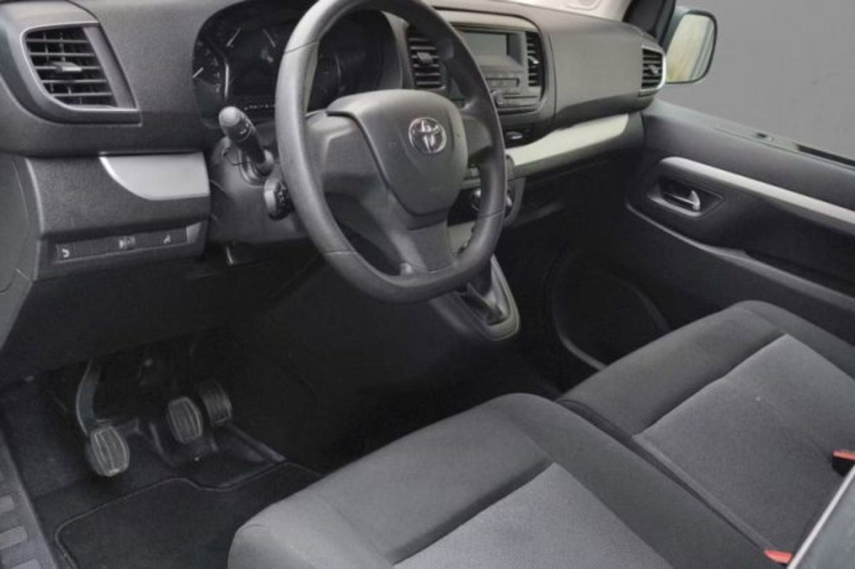 Toyota Proace Verso Verso 1.5D L1 D Lounge (5)