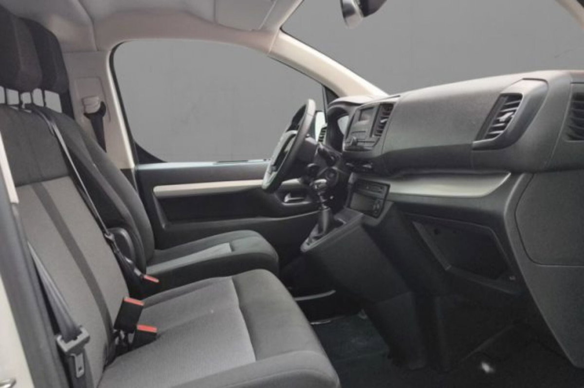 Toyota Proace Verso Verso 1.5D L1 D Lounge (7)