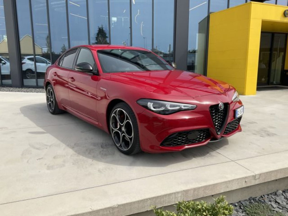 Alfa Romeo Giulia 2.2 Turbodiesel 210 CV AT8 AWD Q4 Veloce