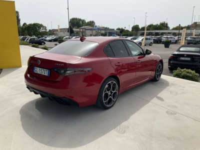 Alfa Romeo Giulia 2.2 Turbodiesel 210 CV AT8 AWD Q4 Veloce (6)
