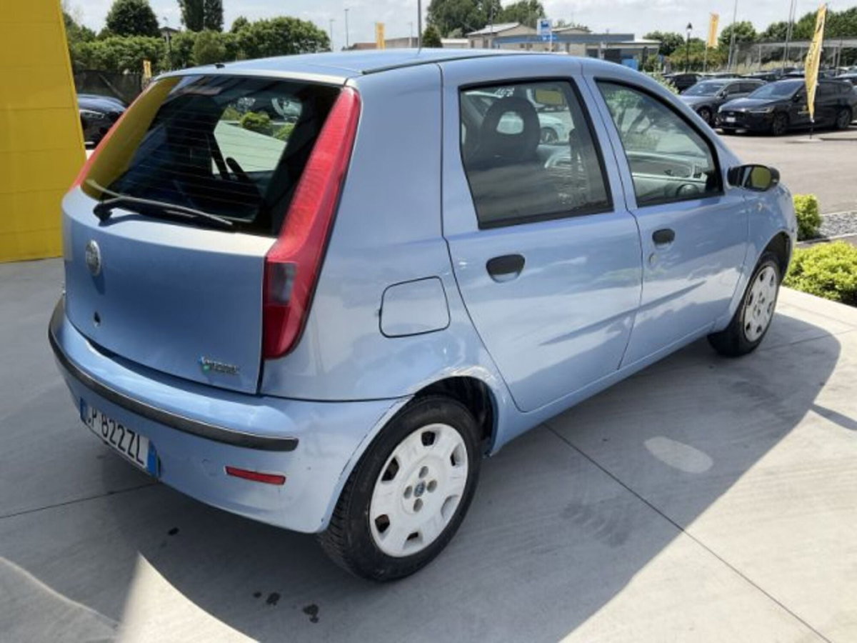 Fiat Punto 1.2 5 porte Actual (5)