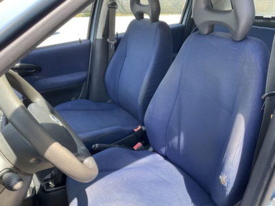 Fiat Punto 1.2 5 porte Actual (8)