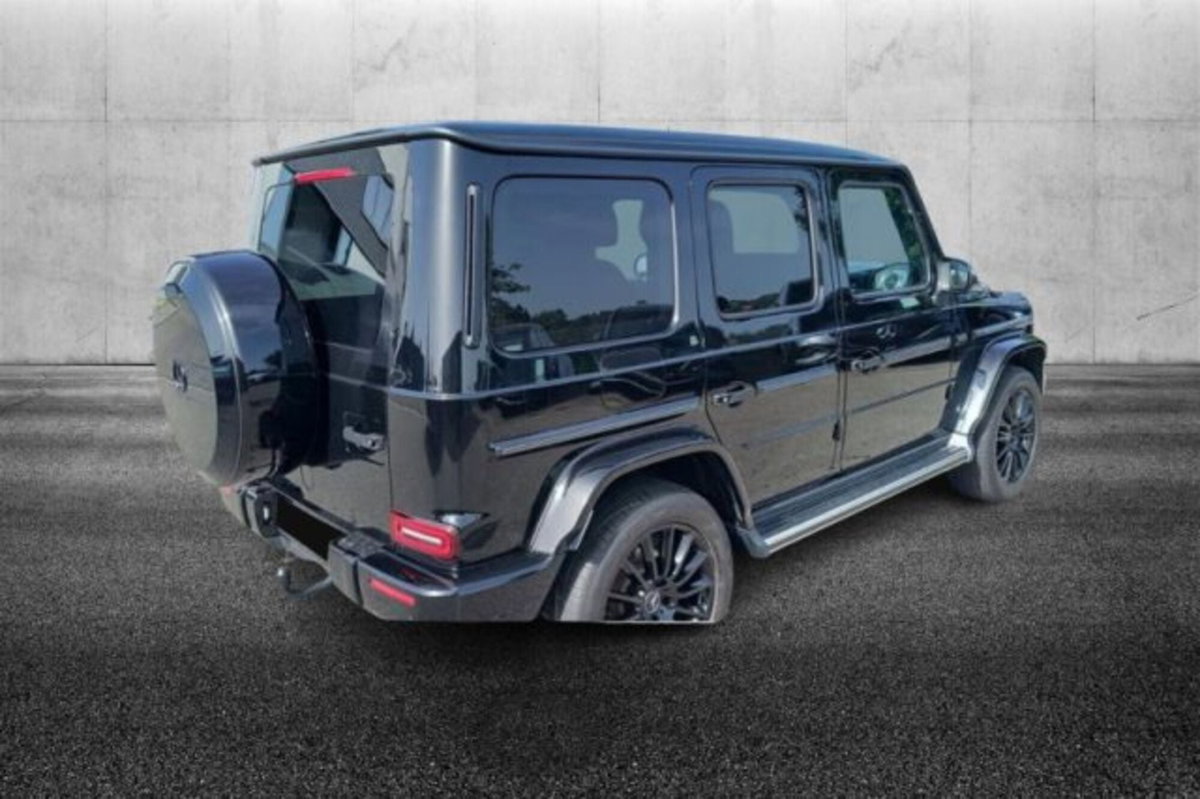 Mercedes-Benz Classe G 350 d Premium (2)