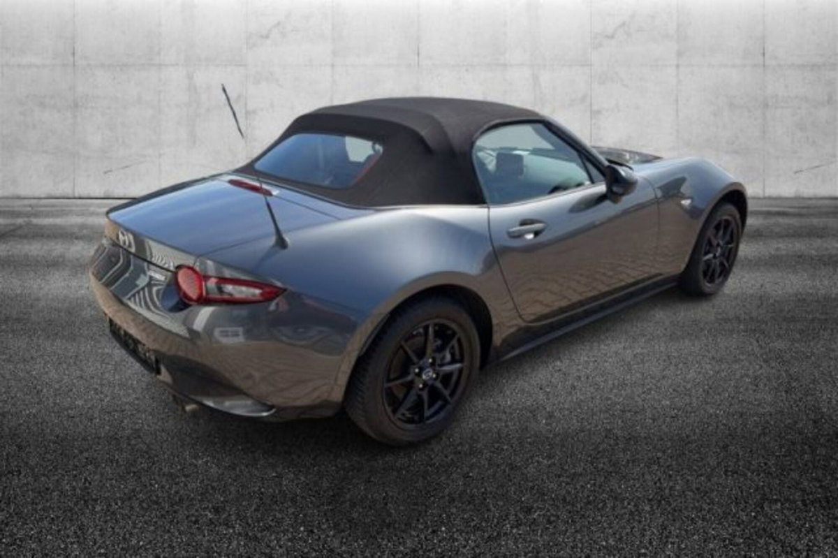 Mazda MX-5 1.5L Skyactiv-G Exceed (3)