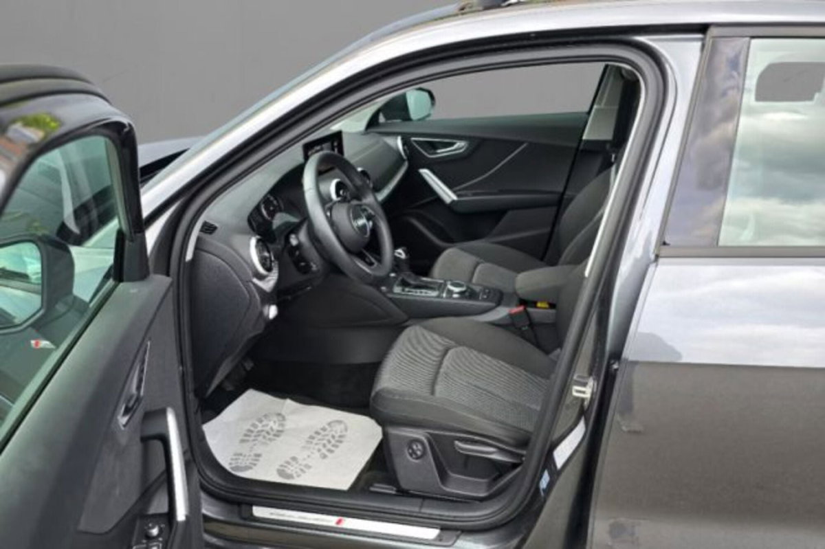 Audi Q2 Q2 35 TFSI S tronic S line Edition (6)