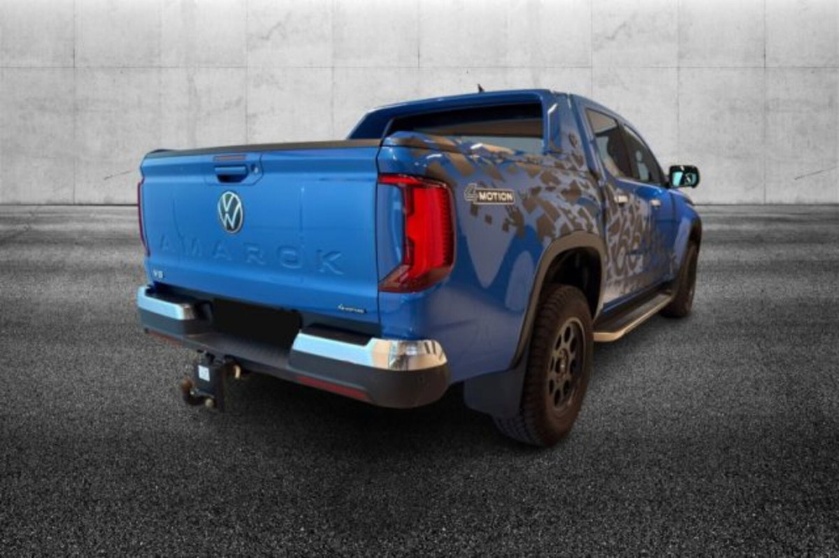 Volkswagen Amarok 3.0 tdi V6 Aventura 4motion auto (2)