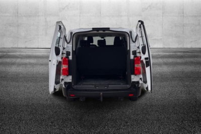 Toyota Proace Verso Verso 2.0D 150 CV L2 D Executive (5)
