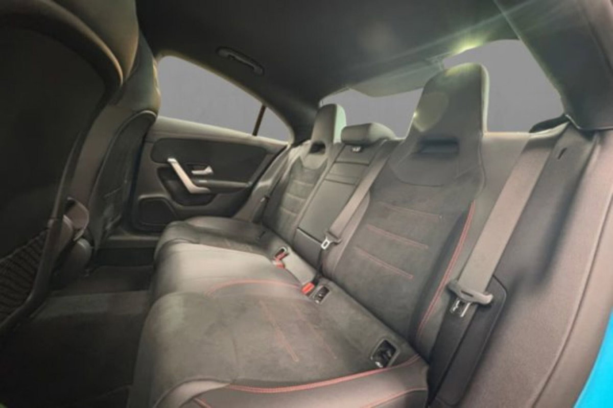 Mercedes-Benz CLA 200 d Automatic Executive (8)