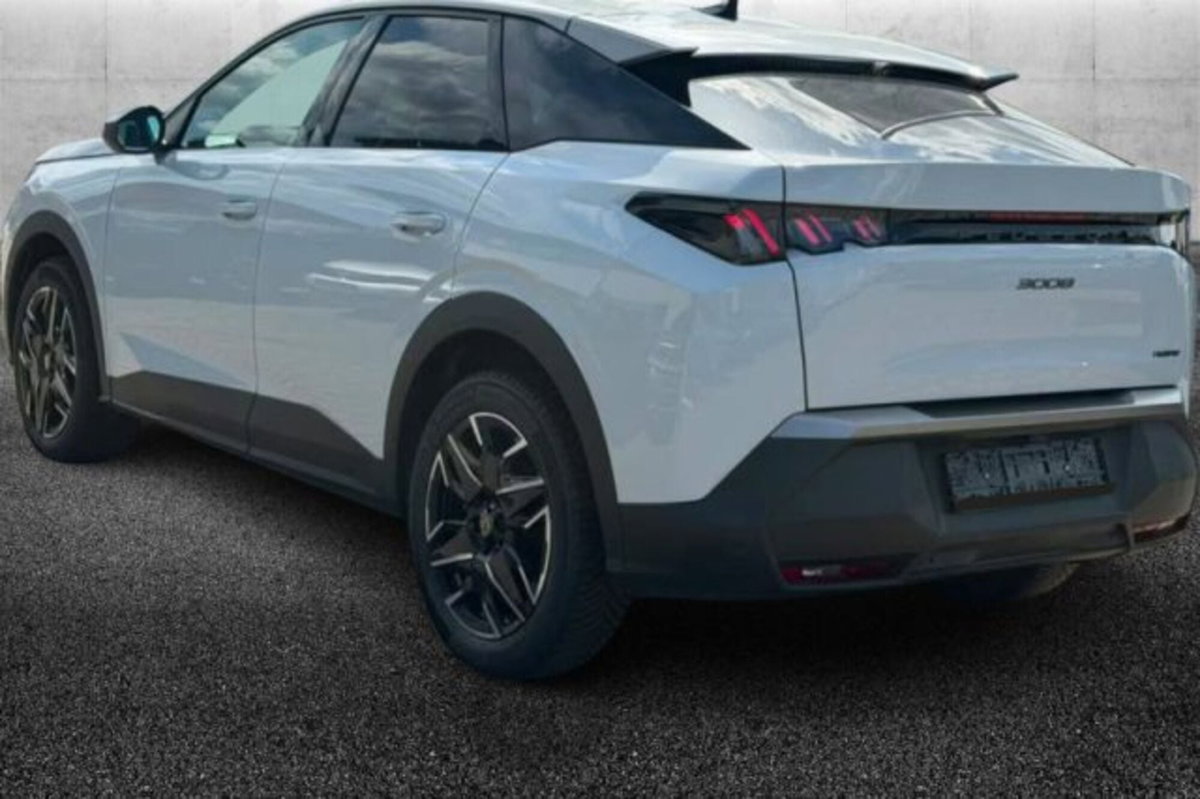 Peugeot 3008 1.2 hybrid Allure Business 145cv e-dcs6 (3)