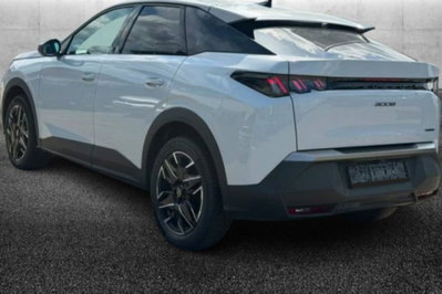 Peugeot 3008 1.2 hybrid Allure Business 145cv e-dcs6 (3)
