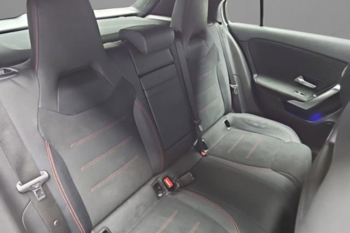 Mercedes-Benz Classe A 180 AMG Line Premium Plus auto (8)