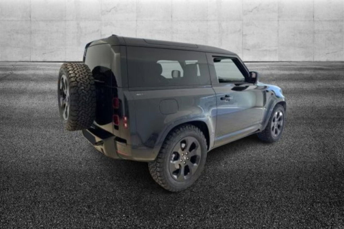 Land Rover Defender 90 3.0d i6 mhev X-Dynamic SE awd 200cv auto (2)