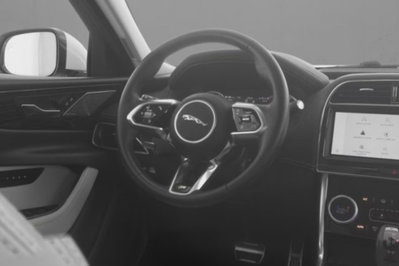 Jaguar XE 2.0 D 204 CV AWD aut. R-Dynamic HSE (6)