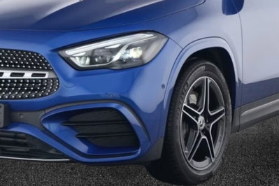 Mercedes-Benz GLA SUV 220 d AMG Line Premium Plus 4matic auto (3)