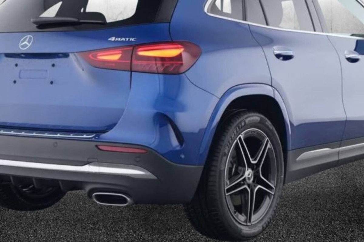 Mercedes-Benz GLA SUV 220 d AMG Line Premium Plus 4matic auto (4)