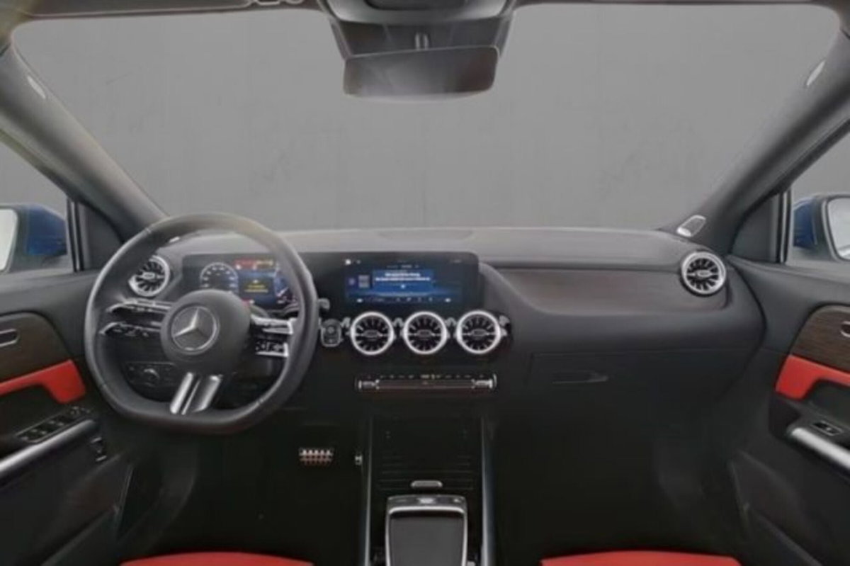 Mercedes-Benz GLA SUV 220 d AMG Line Premium Plus 4matic auto (5)