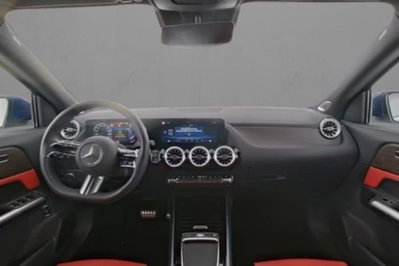 Mercedes-Benz GLA SUV 220 d AMG Line Premium Plus 4matic auto (5)