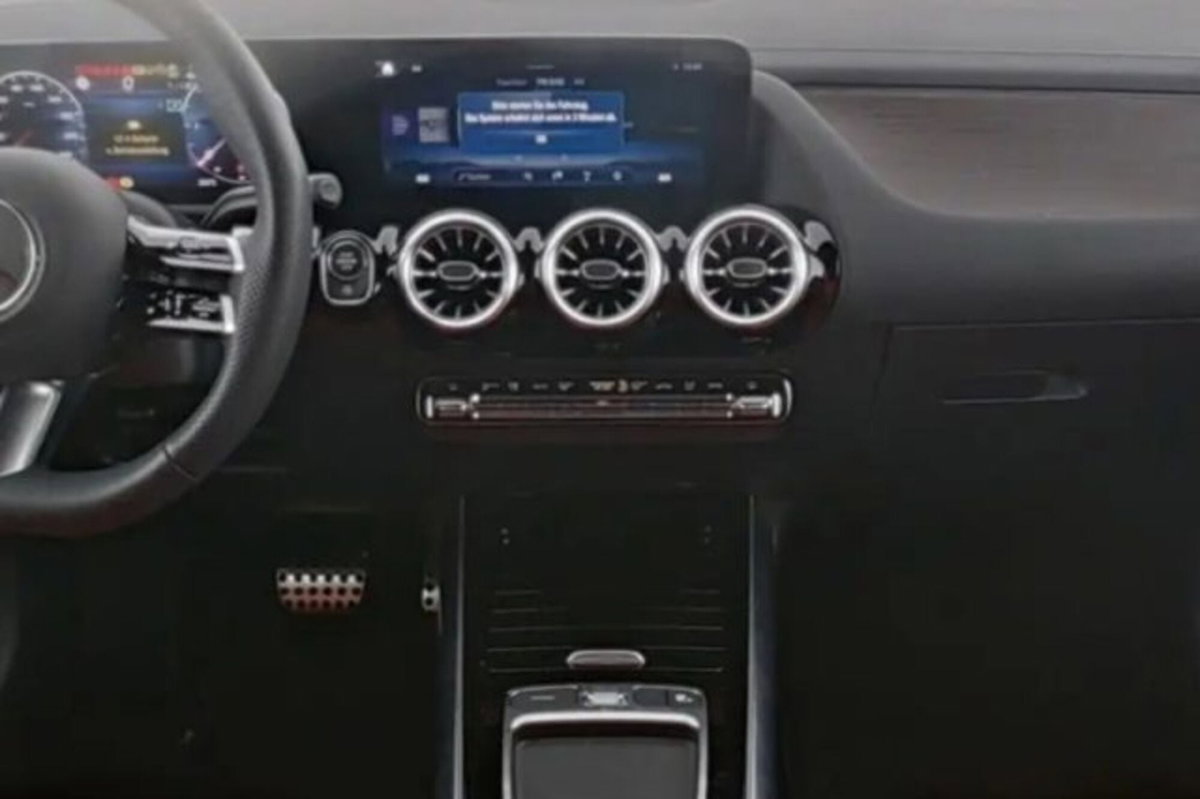 Mercedes-Benz GLA SUV 220 d AMG Line Premium Plus 4matic auto (8)