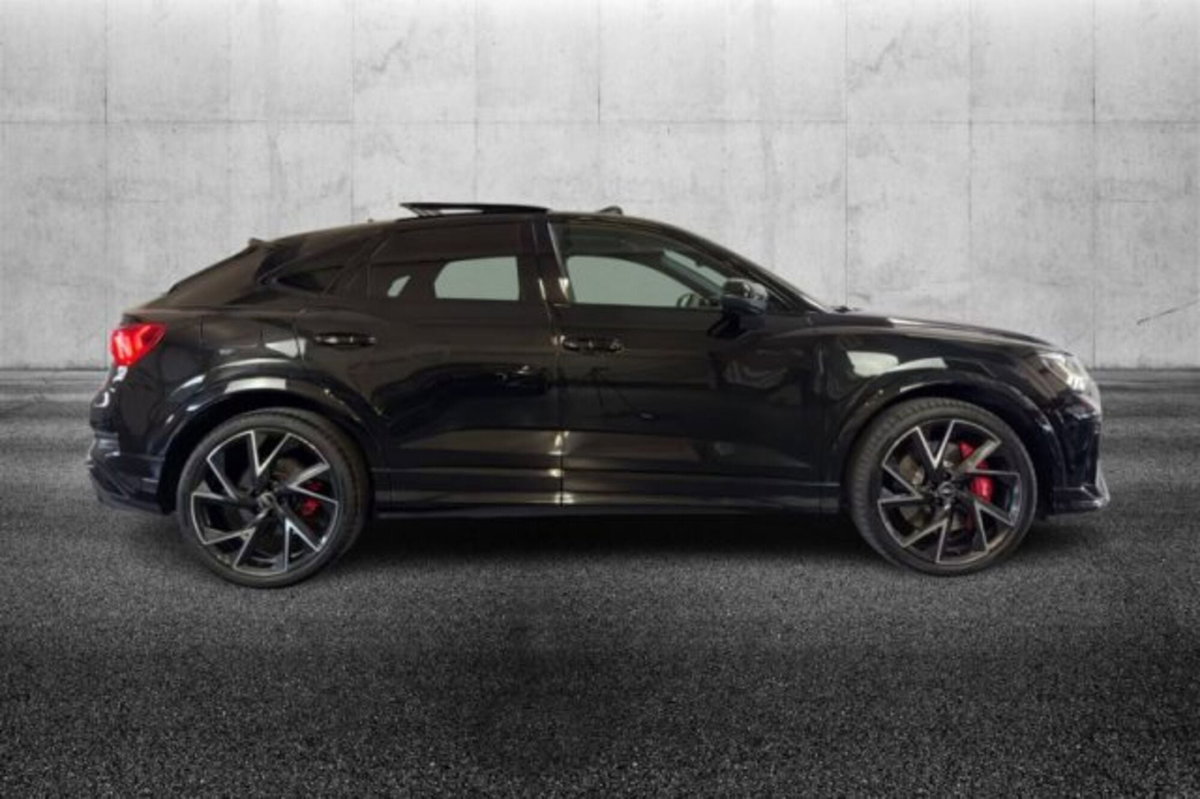 Audi RS Q3 Sportback 2.5 quattro s-tronic (5)
