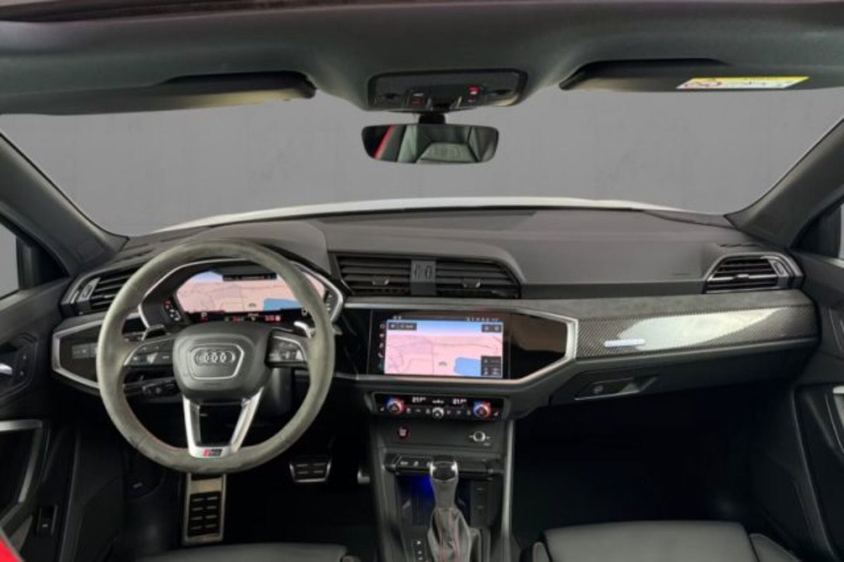 Audi RS Q3 Sportback 2.5 quattro s-tronic (6)