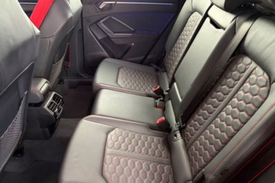 Audi RS Q3 Sportback 2.5 quattro s-tronic (8)