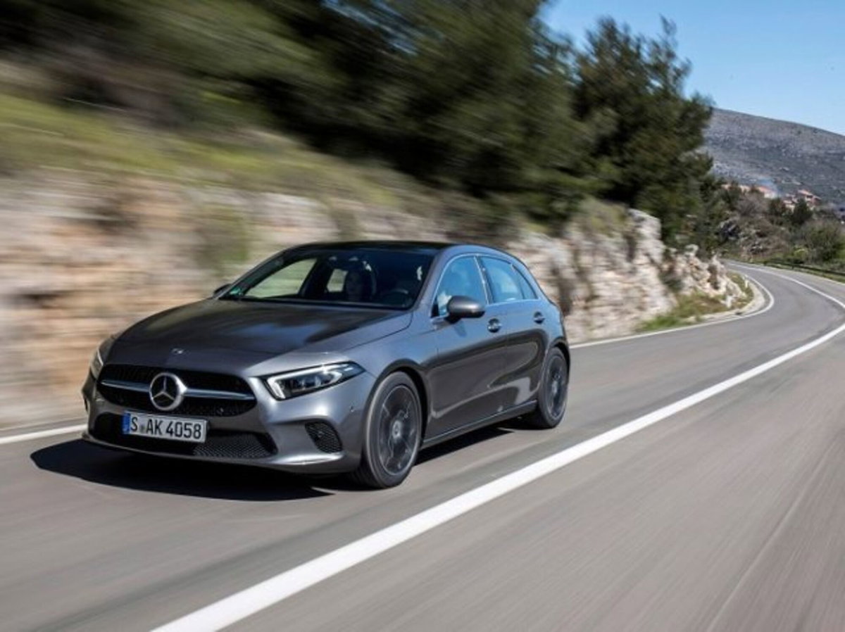 Mercedes-Benz Classe A 250 e phev AMG Line Premium Plus auto (2)