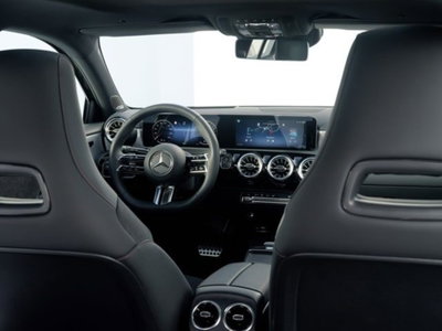 Mercedes-Benz Classe A 250 e phev AMG Line Premium Plus auto (7)