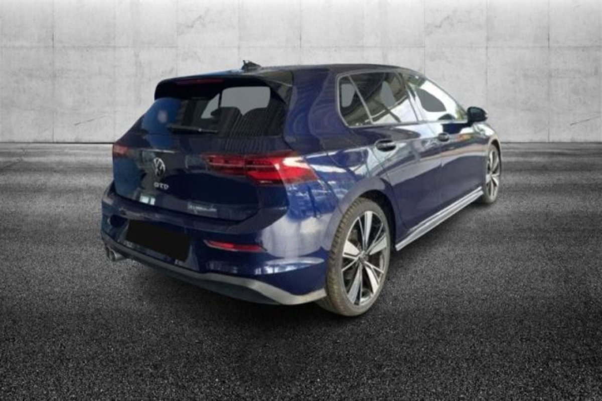 Volkswagen Golf 2.0 TDI GTD DSG (2)