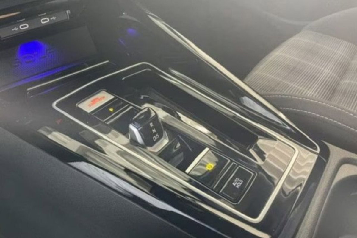 Volkswagen Golf 2.0 TDI GTD DSG (8)