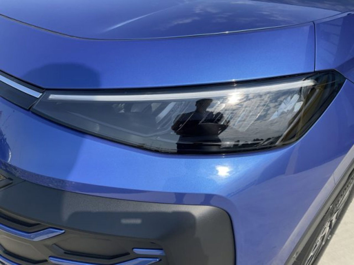 Volkswagen T-Roc 1.5 etsi Life 115cv dsg (4)
