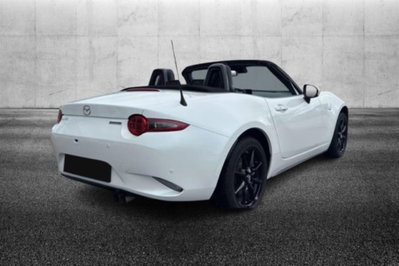 Mazda MX-5 1.5L Skyactiv-G Exceed (4)
