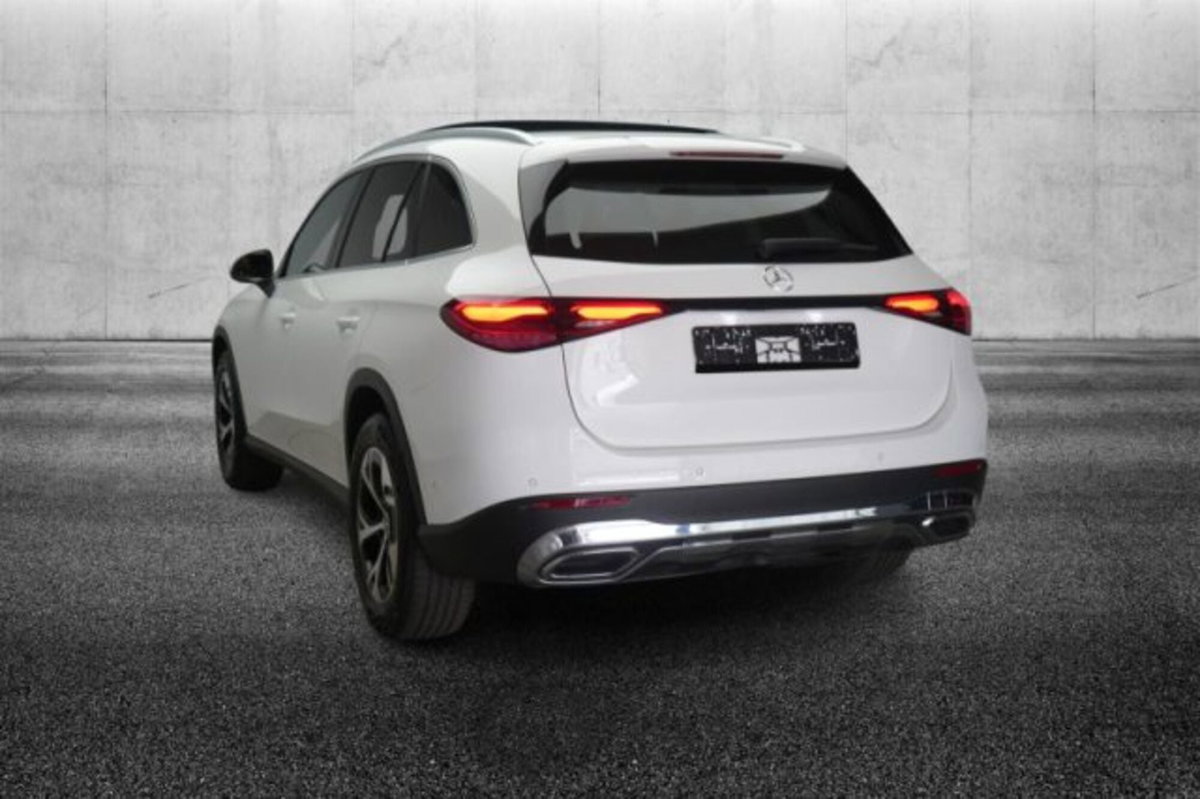 Mercedes-Benz GLC 220 d 4Matic Mild Hybrid AMG Advanced Plus (4)