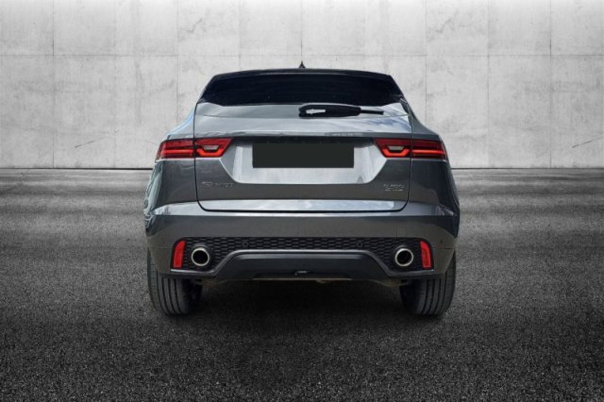 Jaguar E-Pace 2.0D 180 CV AWD aut. Chequered Flag (5)