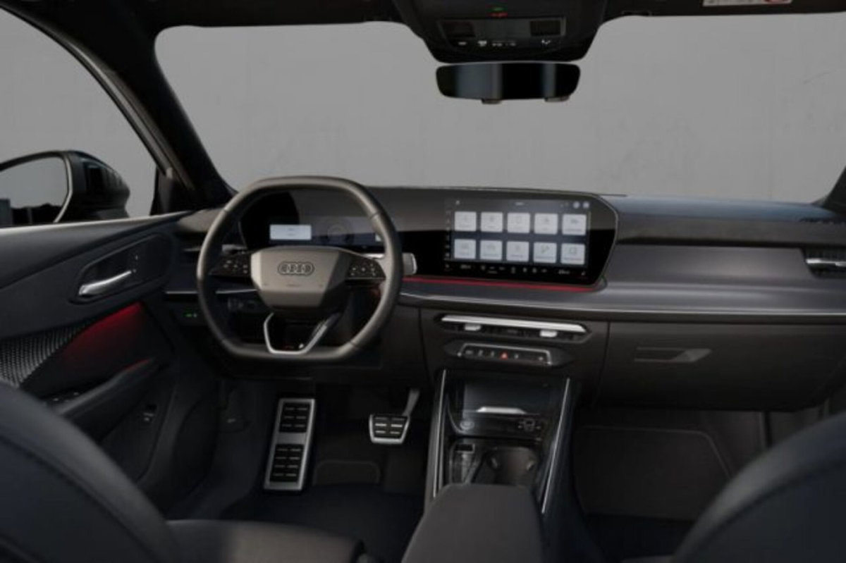 Audi Q3 Sportback 2.0 tfsi S line edition quattro 265cv s-tronic (4)