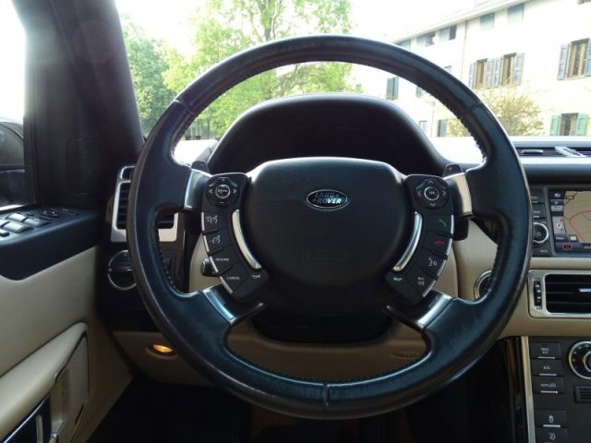 Land Rover Range Rover 4.4 TDV8 HSE (4)