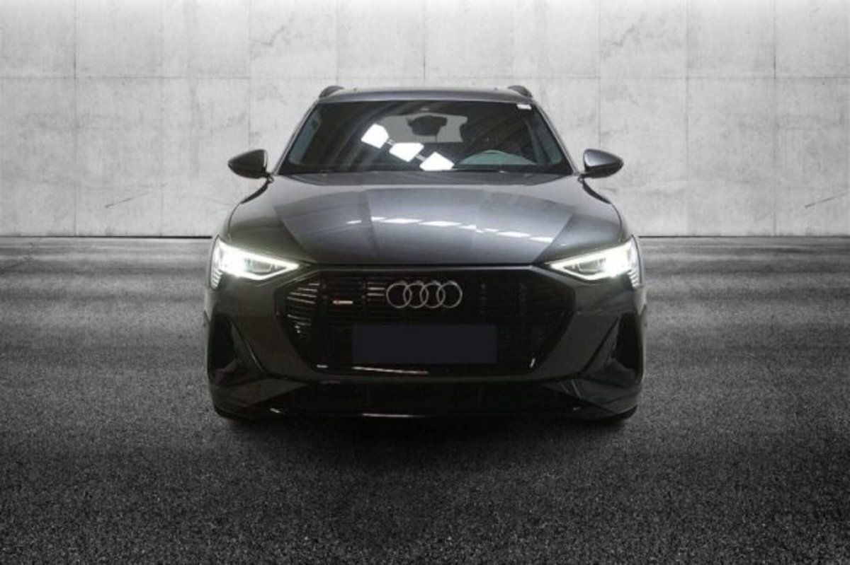 Audi e-tron 55 quattro S line Fast edition (5)