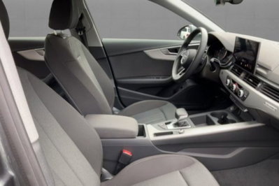 Audi A4 Avant 40 TDI quattro S tronic S line edition (7)