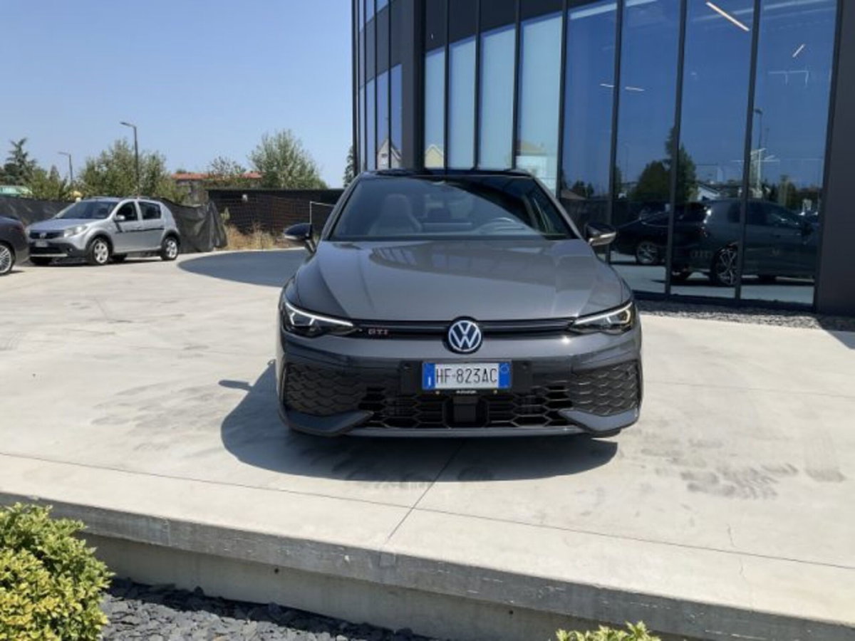 Volkswagen Golf 2.0 tsi GTI 265cv dsg (2)
