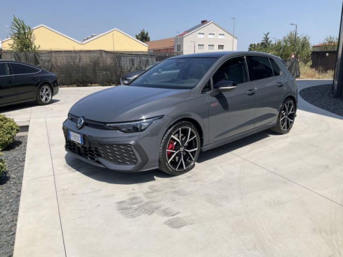 Volkswagen Golf 2.0 tsi GTI 265cv dsg (3)